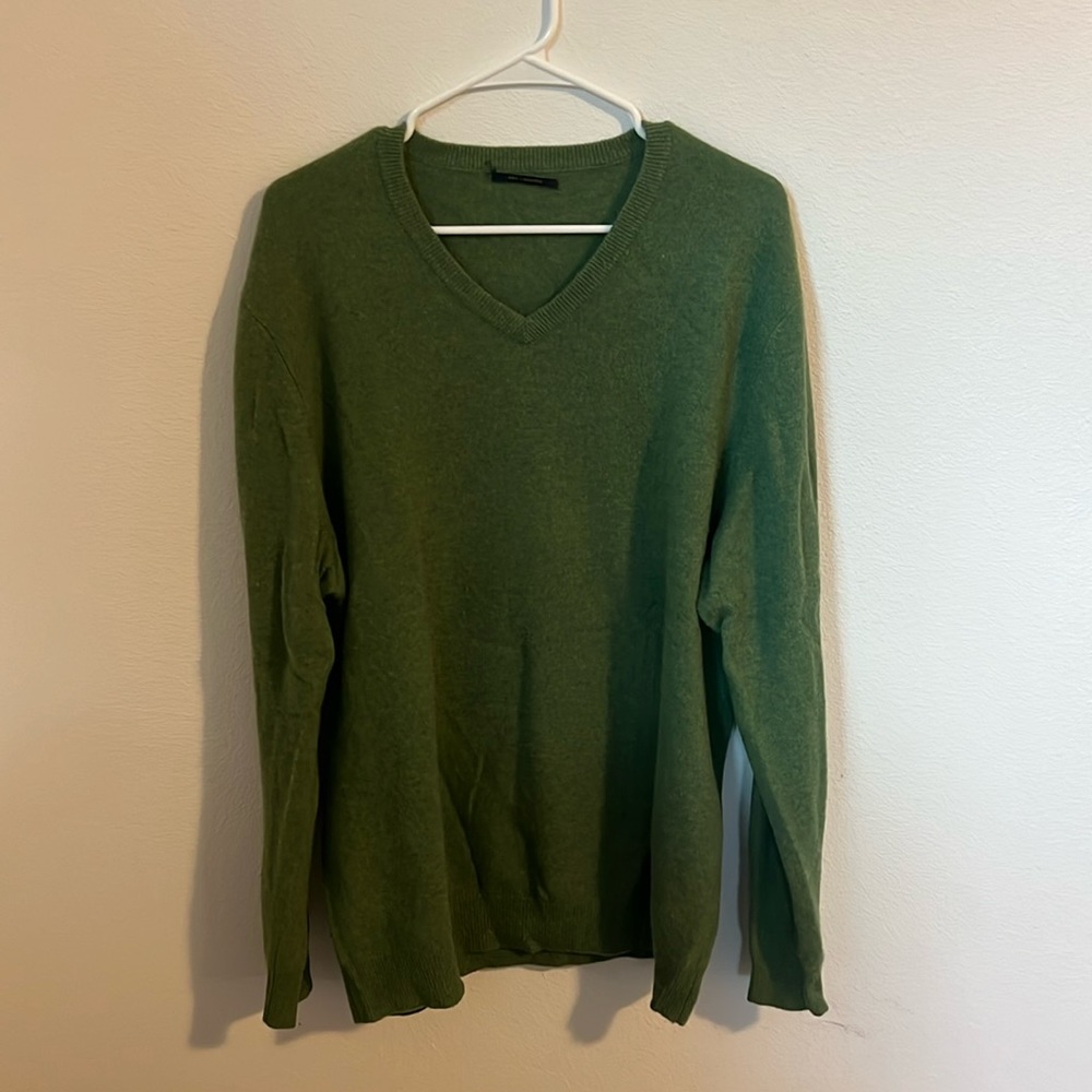 Green cashmere sweater - men’s